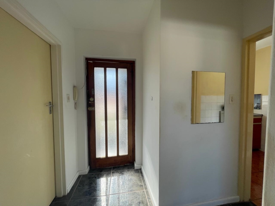 1 Bedroom Property for Sale in Oostersee Western Cape
